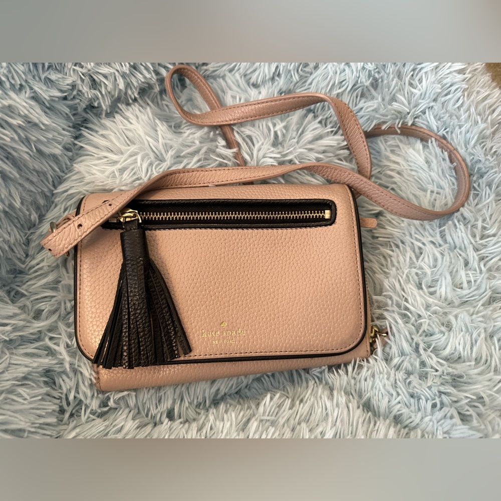 Kate Spade beige/black crossbody